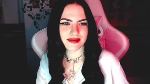 Sophie  online show from 01-26-25, 05:44