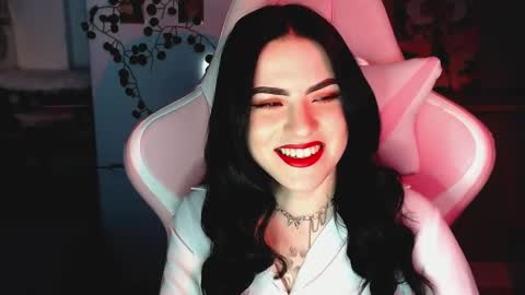 Sophie  online show from 01-30-25, 10:29