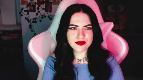 Sophie  online show from 01-30-25, 04:34