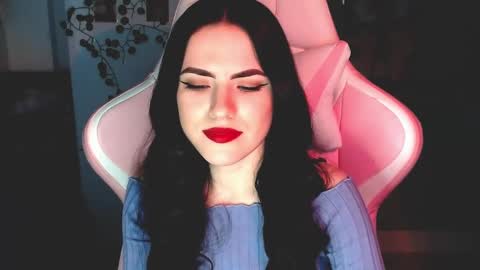 Sophie  online show from 02-06-25, 01:43