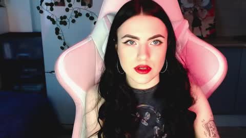 Sophie  online show from 02-20-25, 10:16