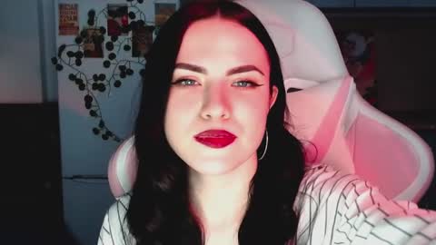 Sophie  online show from 03-05-25, 04:57