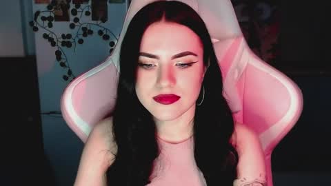 Sophie  online show from 03-06-25, 05:00