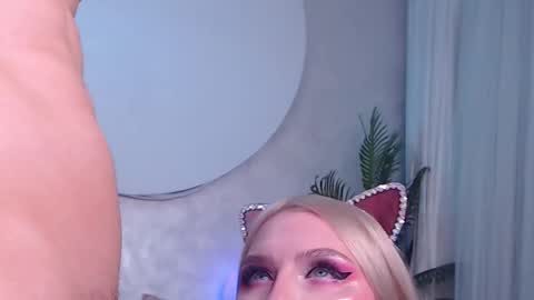 Lina and Den online show from 11-12-25, 04:57