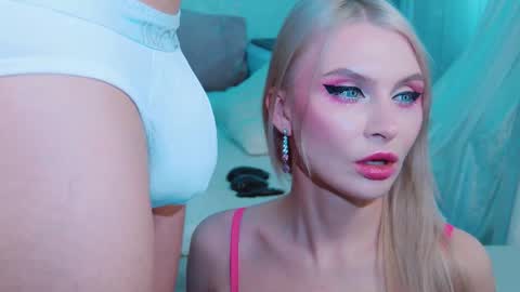 Lina and Den online show from 03-04-26, 07:36