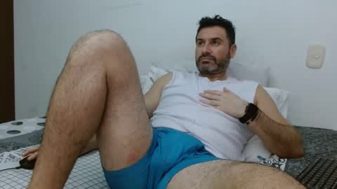 Snapshot of rodher81 chatting on 12-02-24, 03:25 Rod online show from 12-02-24, 03:25