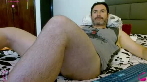 Snapshot of rodher81 chatting on 06-23-26, 12:19 Rod online show from 06-23-26, 12:19