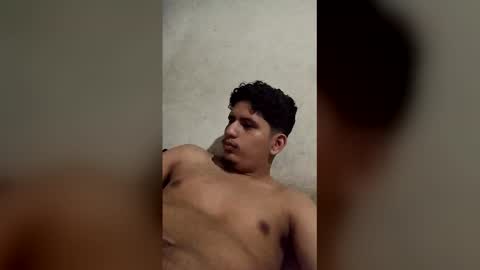 Snapshot of rodri1k chatting on 03-10-26, 05:01 rodri1k online show from 03-10-26, 05:01