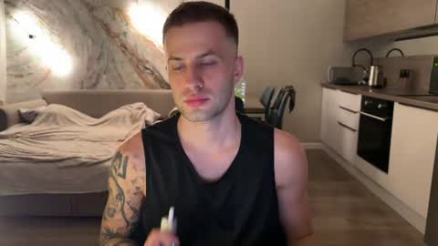 Snapshot of rodrigoveira chatting on 07-15-26, 10:59 Rodrigo online show from 07-15-26, 10:59