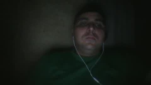 Snapshot of roger3600 chatting on 12-05-25, 01:03 Roger online show from 12-05-25, 01:03