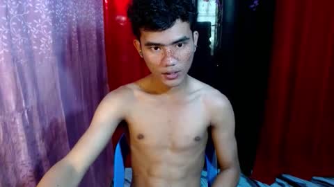 Snapshot of roianboyyy chatting on 05-27-26, 11:13 roianboyyy online show from 05-27-26, 11:13