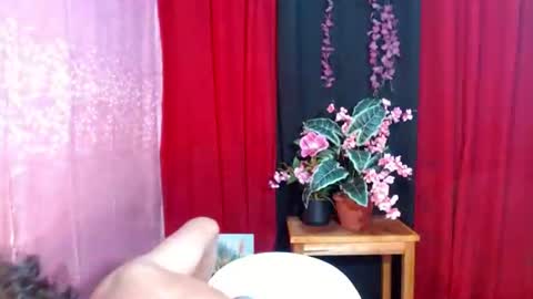 roianboyyy online show from 07-02-26, 09:48