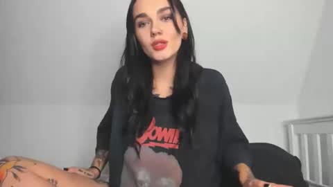 Snapshot of rokiinbaby chatting on 10-23-25, 07:34 rokiinbaby online show from 10-23-25, 07:34