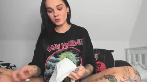 Snapshot of rokiinbaby chatting on 01-06-26, 08:45 rokiinbaby online show from 01-06-26, 08:45