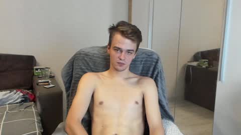 taylor fox online show from 12-24-24, 04:08