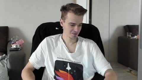 taylor fox online show from 02-05-25, 12:17