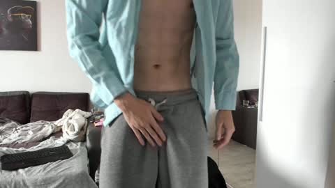 taylor fox online show from 02-06-25, 10:48