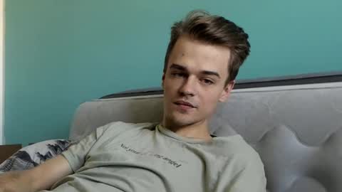 taylor fox online show from 09-26-25, 08:51