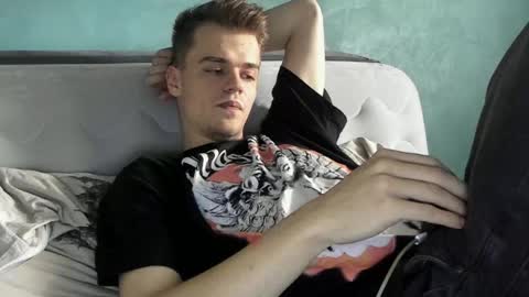 taylor fox online show from 10-14-25, 12:50