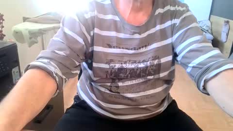 rolandloser1000 online show from 12-29-24, 10:01