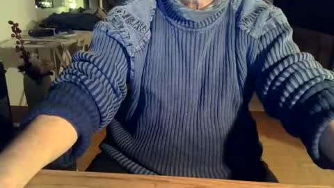 rolandloser1000 online show from 01-28-25, 05:14