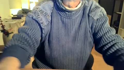 rolandloser1000 online show from 01-30-25, 05:39