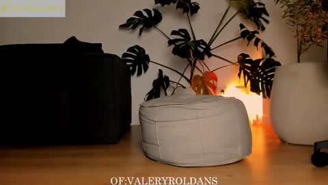 Valery Roldans online show from 03-07-25, 06:13