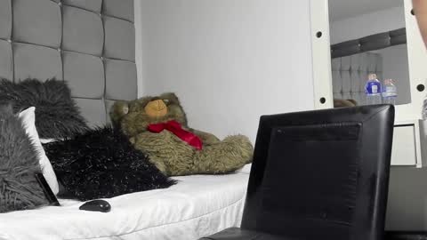 Snapshot of rolito18_ chatting on 01-02-25, 10:33 twink juli online show from 01-02-25, 10:33