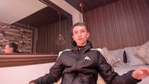Snapshot of rolito18_ chatting on 01-25-25, 05:51 twink juli online show from 01-25-25, 05:51