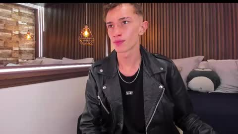 Snapshot of rolito18_ chatting on 03-09-25, 04:27 twink juli online show from 03-09-25, 04:27