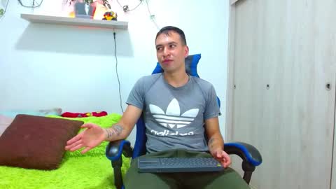 rolos_hot32 online show from 01-15-26, 02:21