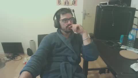 romainb72 online show from 01-03-25, 04:16