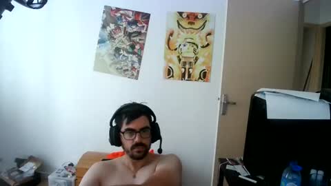 Snapshot of romainb72 chatting on 06-20-26, 10:18 romainb72 online show from 06-20-26, 10:18