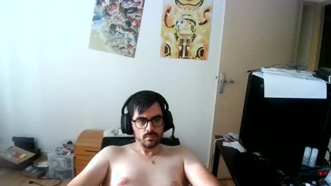 Snapshot of romainb72 chatting on 07-11-26, 09:56 romainb72 online show from 07-11-26, 09:56