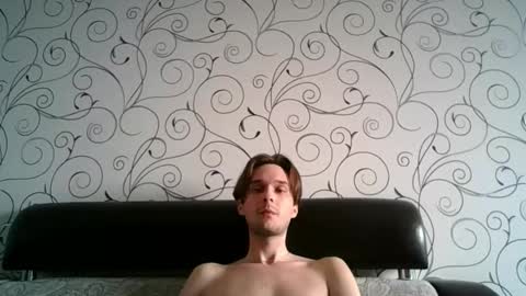 roman1650337 online show from 09-28-25, 12:21