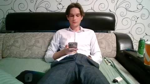 roman1650337 online show from 09-30-25, 08:36