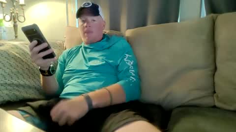 Snapshot of romanandlady chatting on 06-25-26, 01:37 LadyRoman online show from 06-25-26, 01:37