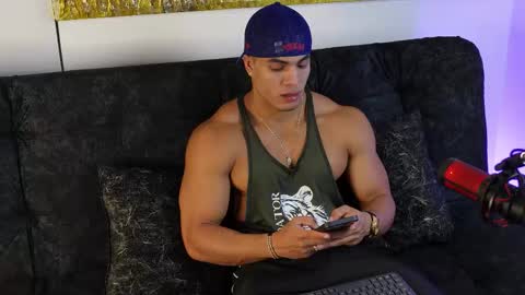 Snapshot of romano_kentt12 chatting on 11-17-25, 06:19 romano_kentt12 online show from 11-17-25, 06:19