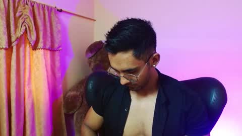 Roman online show from 02-11-25, 04:56