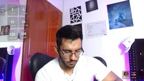 Snapshot of romanpearce_ chatting on 05-26-26, 02:18 Roman online show from 05-26-26, 02:18