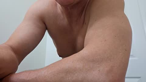 romanteeks online show from 12-14-24, 01:39