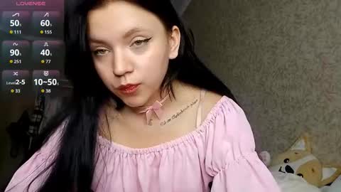 Snapshot of romeliahastert chatting on 10-13-25, 01:33 Anica online show from 10-13-25, 01:33