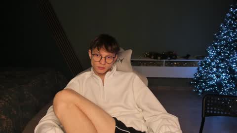 Romeo online show from 01-04-25, 02:35