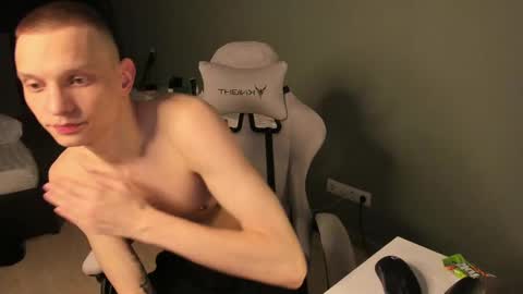 Romeo online show from 02-09-25, 01:14