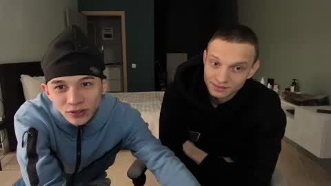 Romeo online show from 02-28-25, 04:42