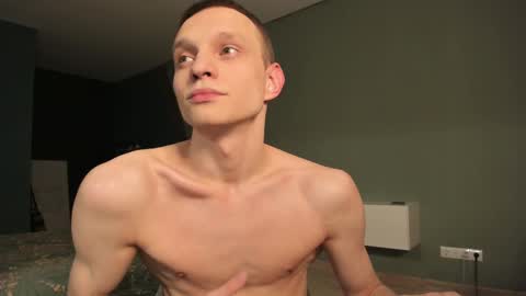 Romeo online show from 03-06-25, 09:42