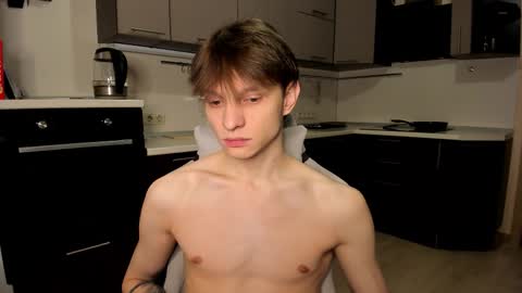 Romeo online show from 11-08-25, 06:02