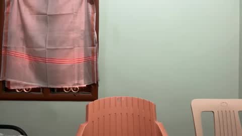 Romeo Sam online show from 10-20-25, 04:24