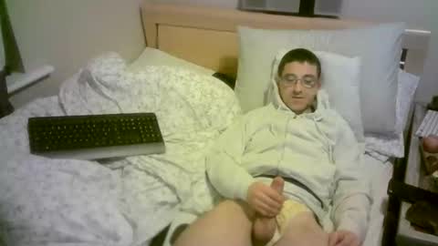 Snapshot of romson998181 chatting on 03-11-26, 11:00 romson998181 online show from 03-11-26, 11:00