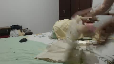 Snapshot of ronadeivid39 chatting on 09-16-25, 10:11 online show from 09-16-25, 10:11